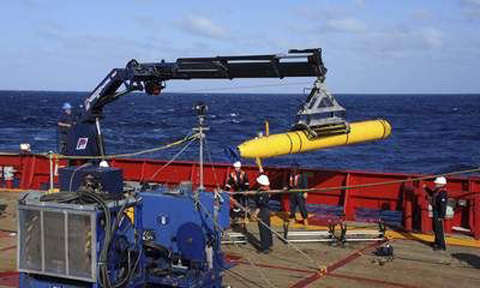 Phát hiện vết dầu loang tại khu vực tìm MH370