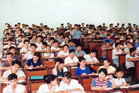 Bỏ tư duy 'đồng phục' của giáo dục đại học
