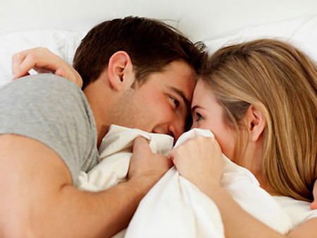 Cân bằng cảm xúc khi “yêu”