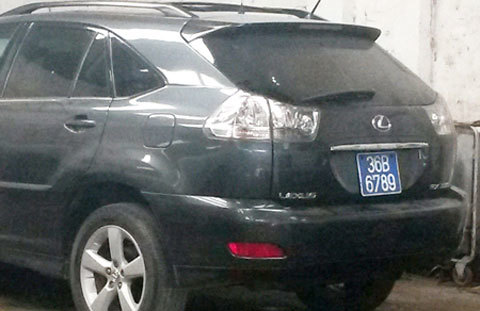 2 xe công an chung biển khủng là 'hóa trang để điều tra'