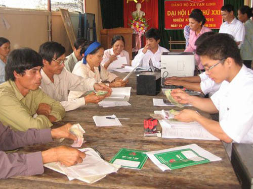 Đưa chủ tịch xã vào điều hành ngân hàng