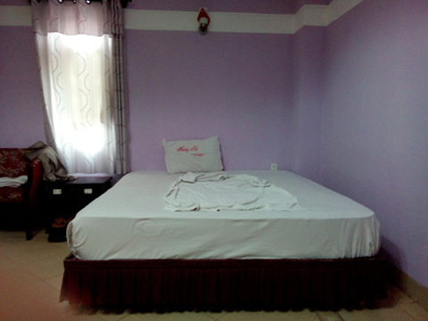 Vào khách sạn, cứ mát-xa là phải... sex?