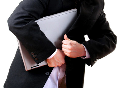 “Sếp” cũng... ăn cắp vặt!