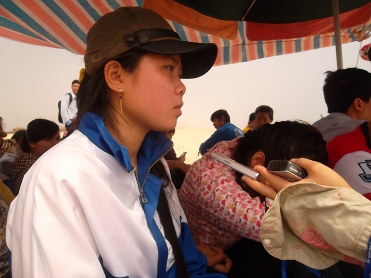 Vô vọng chờ người mất tích vụ 8 SV bị sóng cuốn