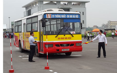 36 tài xế xe buýt tranh tài