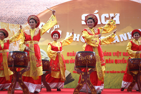 Hà Nội tưng bừng hội mừng Ngày sách