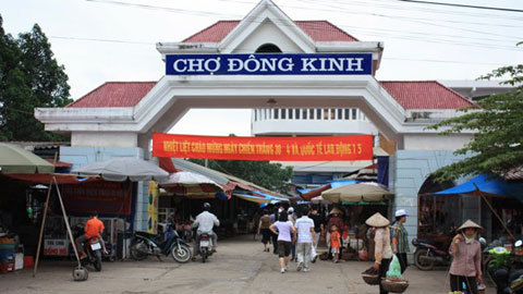Phá án từ vụ khách làng chơi mất quần khi 'sung sướng'