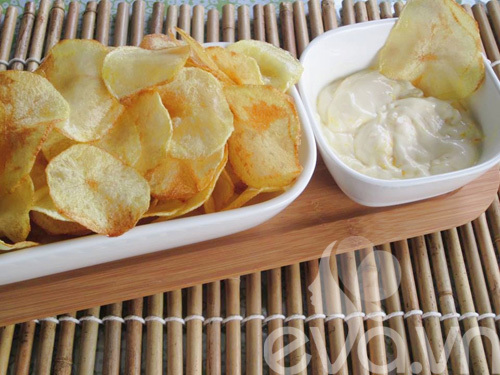 Tự làm bim bim khoai tây giòn tan