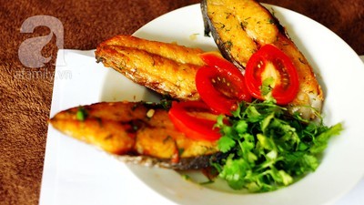 Cá chiên xốt cà đậm đà ngon cơm