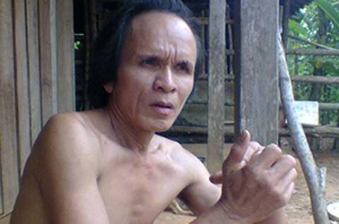 Kỳ lạ người đàn ông 33 năm ‘lấy đêm làm ngày’