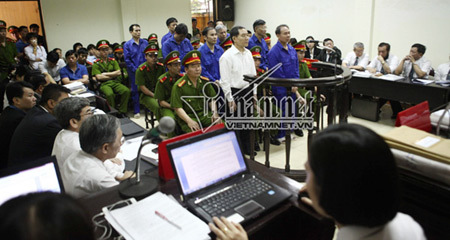 Vợ Dương Chí Dũng, Mai Văn Phúc 'đòi' nhà