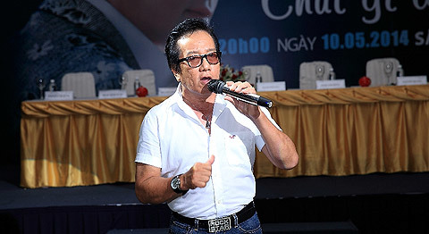 Elvis Phương nói “không” với ca sĩ nữ