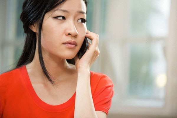 Bí mật động trời của người chồng lừa vợ ở nhà làm oshin