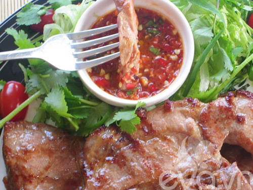 Thịt heo nướng chảo ngon như ngoài hàng