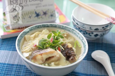 Canh cá nấu măng cho bữa tối ngon cơm
