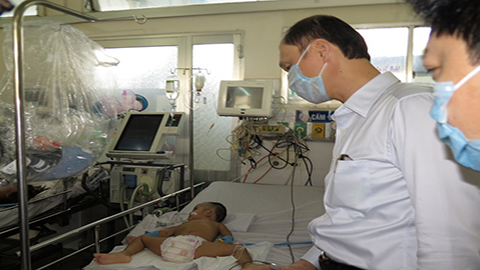 Mở chiến dịch bao vây khống chế dịch sởi