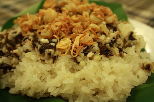Sợ stress: Dân Hà Thành sốt ăn trứng kiến gai đen