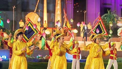 Hoành tráng lễ Khai mạc Festival Đờn ca tài tử