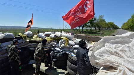 Quan sát viên quốc tế bị cầm tù ở đông Ukraina