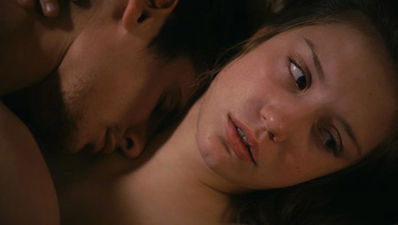 Phim 18+ lạm dụng đề tài tình dục và đồng tính