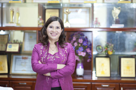 Nữ doanh nhân và hành trình ‘nâng cánh’ dược cổ truyền VN