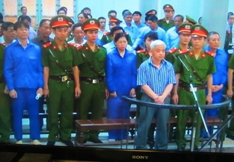 Bắt giam nốt 4 bị cáo trong vụ án “bầu” Kiên