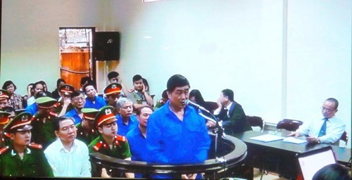 Quà sếp phải bằng tiền mặt: Luật bất thành văn ở Vinalines