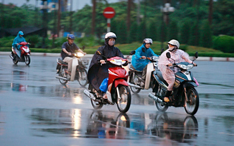 Chiều tối và đêm nay miền Bắc có mưa giông