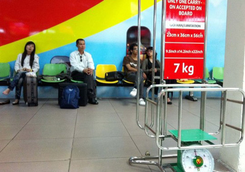 Máy bay VietJet Air phải quay đầu vì nữ hành khách gây rối