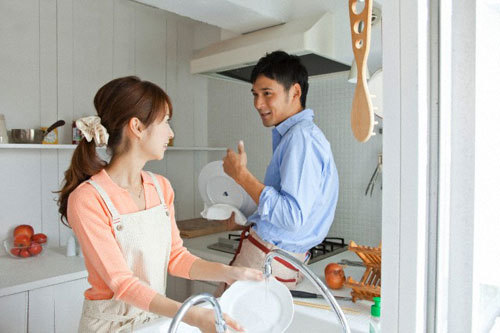 Đắng lòng nuôi chồng ăn học thành tài, chồng “bay” đi… lấy vợ mới