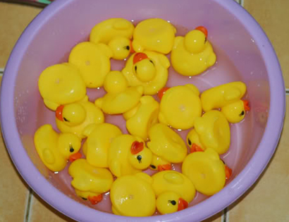 Những đồ nhiễm độc Trung Quốc đang bán đầy chợ
