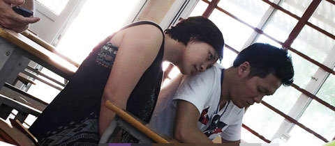 Khánh Linh lộ bụng bầu bên chồng sắp cưới