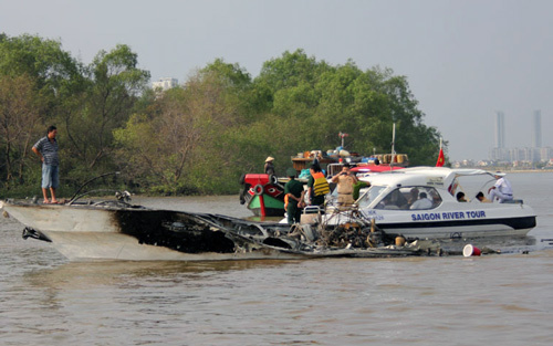 “Khai tử” tàu cánh ngầm không đủ điều kiện an toàn
