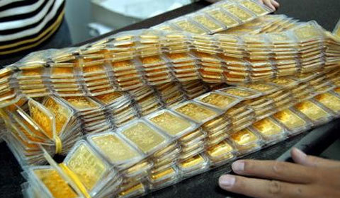 Vàng tăng thẳng đứng, tới mốc 37 triệu đồng