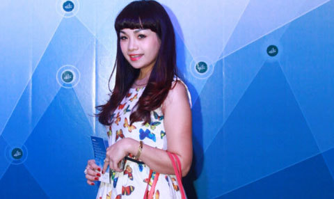 Ca sĩ Ngọc Khuê trẻ trung đến bất ngờ