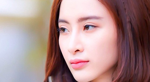 Angela Phương Trinh: 