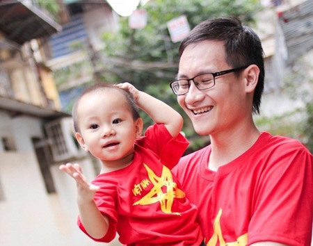 Chuyện về cậu bé có tên đặc biệt - Biển Đông