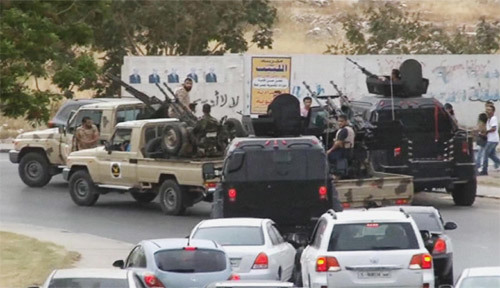 Tòa nhà quốc hội Libya bị tấn công dữ dội