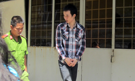 Kết cục bi thảm từ tình tay ba với nữ sinh trung học