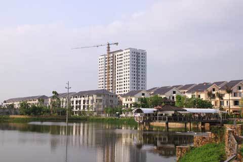 Vốn rẻ làm nóng thị trường nhà đất