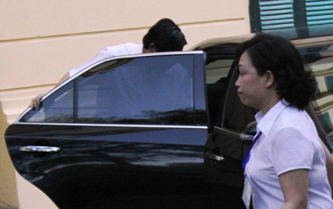 Ông Nguyễn Bá Thanh có mặt tại phiên xử bầu Kiên