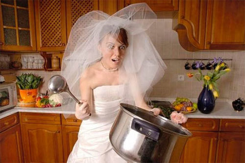 Cưới chưa đầy 2 tháng, con dâu đã phát hoảng vì việc nhà