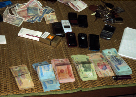 Phó Chủ tịch phường bị bắt trên chiếu bạc