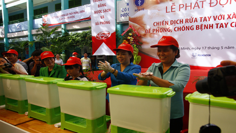 Bộ trưởng Y tế: chống dịch bệnh với phương châm 3 sạch