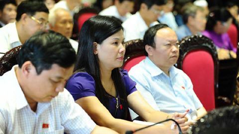 'QH sẽ vinh dự nếu trả nợ được dân luật Biểu tình'