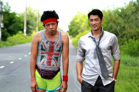 'Tèo em' xô đổ doanh thu 'Người sắt 3