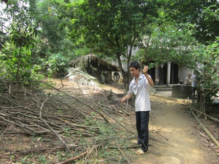 Mẹ già bệnh tật nuôi con tâm thần