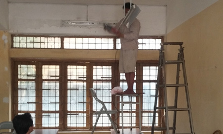 Dựng rạp, nhà bạt dã chiến phục vụ thi tốt nghiệp