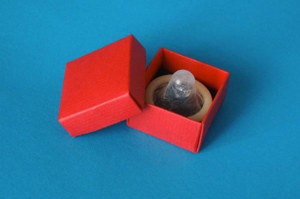 Chết lặng khi phát hiện bí mật trong cốp xe của chồng