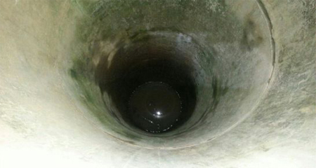 Bảy người chết vì cố vớt tiền rơi xuống giếng